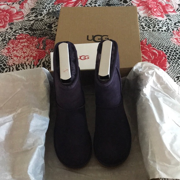 Georgous pretty purple Ugg Boots - Picture 2 of 3